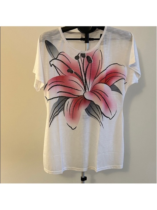 Tops - Lily Print White and Pink Women's Short Sleeve Top